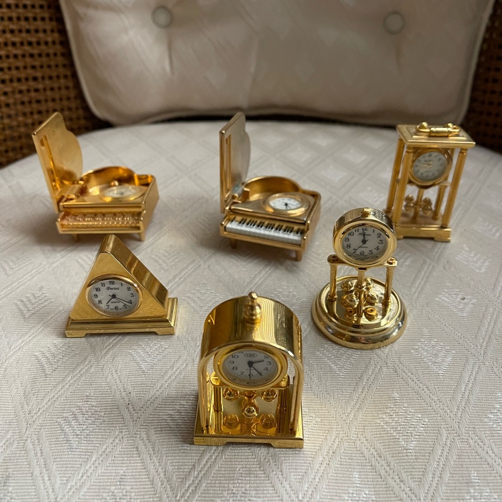 SOLD ✅SOLD SOLD SOLD Lot 6 miniature collectibles clocks gold plated